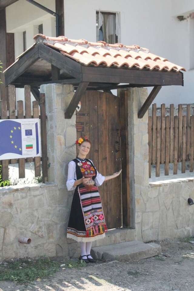 Дома для отпуска Guest House Krasimir Bryagovo-5